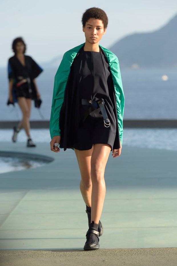LouisVuitton2017Cruise-21