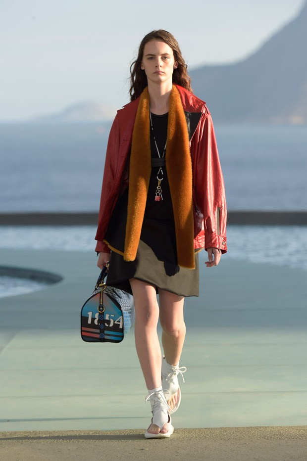 LouisVuitton2017Cruise-26