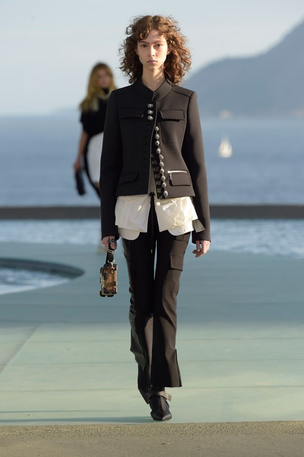LouisVuitton2017Cruise-27