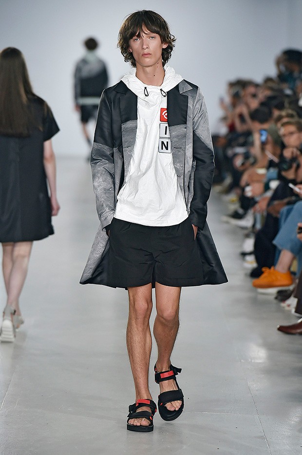 Christopher-Raeburn-ss17-lcm-(27)