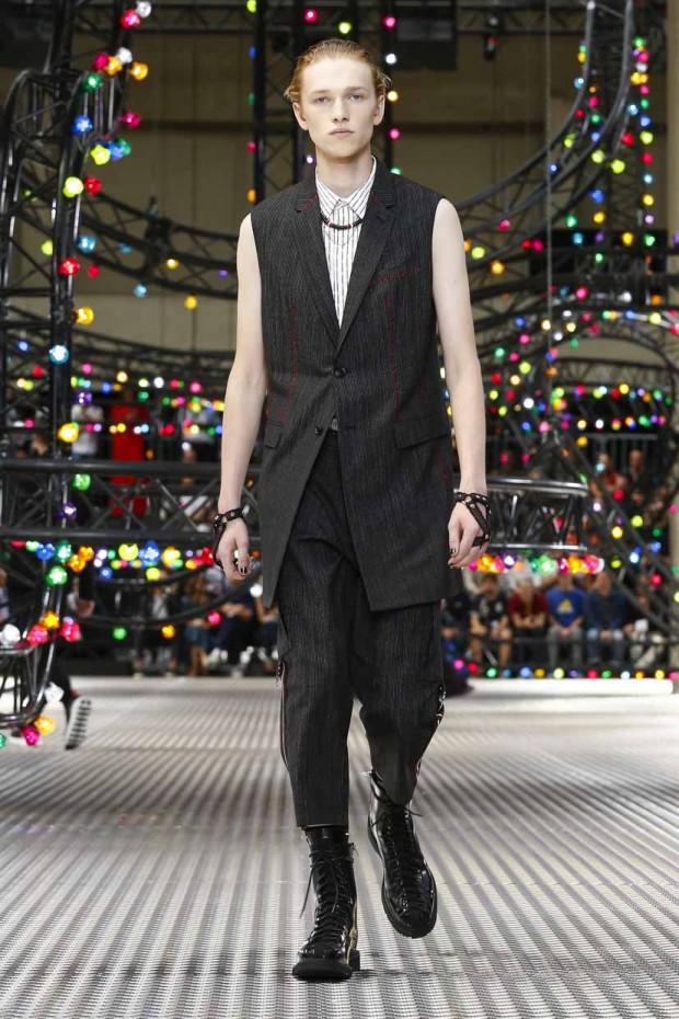 Dior Homme Spring Summer 2017 Collection Fashion show in Paris