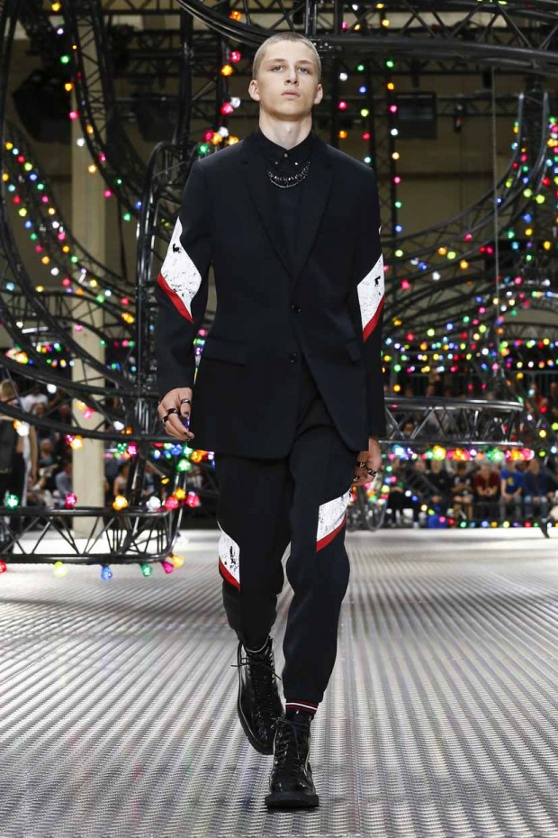 Dior Homme Spring Summer 2017 Collection Fashion show in Paris