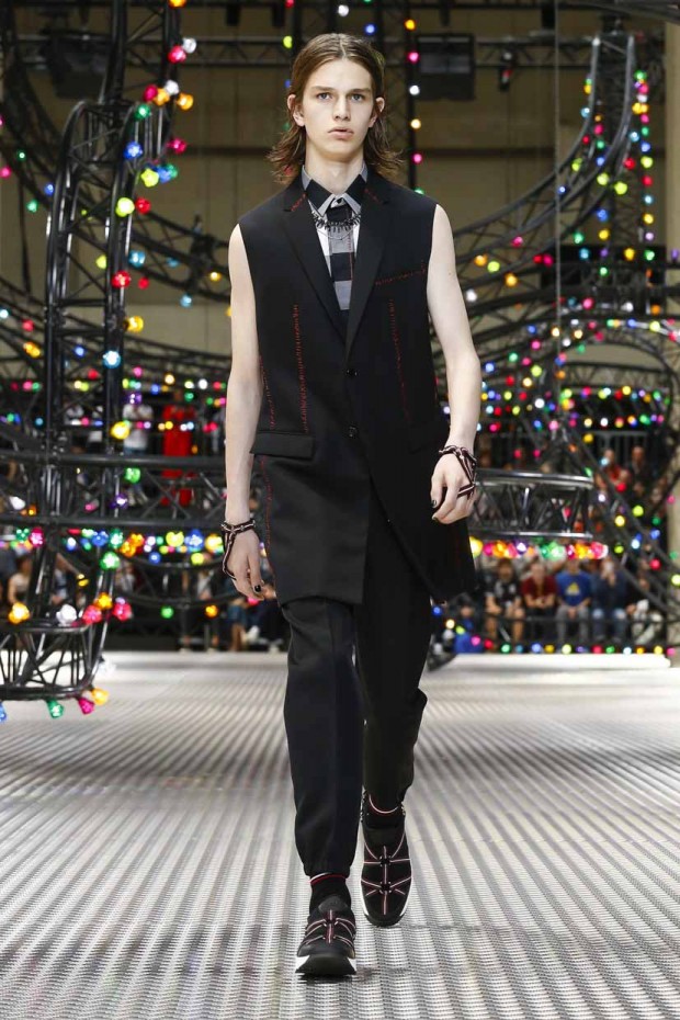 Dior Homme Spring Summer 2017 Collection Fashion show in Paris