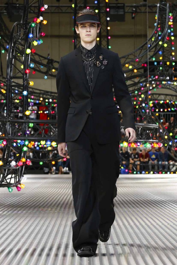 Dior Homme Spring Summer 2017 Collection Fashion show in Paris