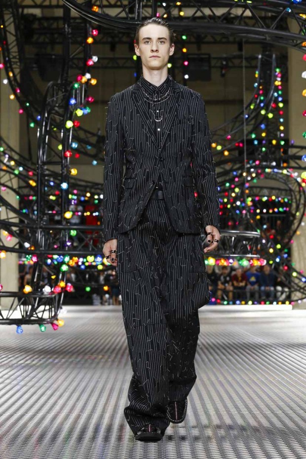 Dior Homme Spring Summer 2017 Collection Fashion show in Paris