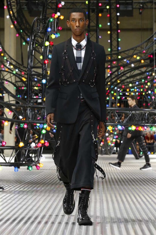 Dior Homme Spring Summer 2017 Collection Fashion show in Paris