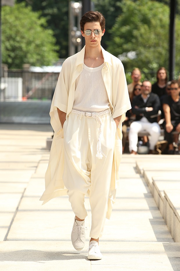 Issey Miyake ss17 pfw (9)