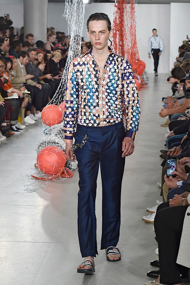 Katie-Eary-lcm-ss17 (1)