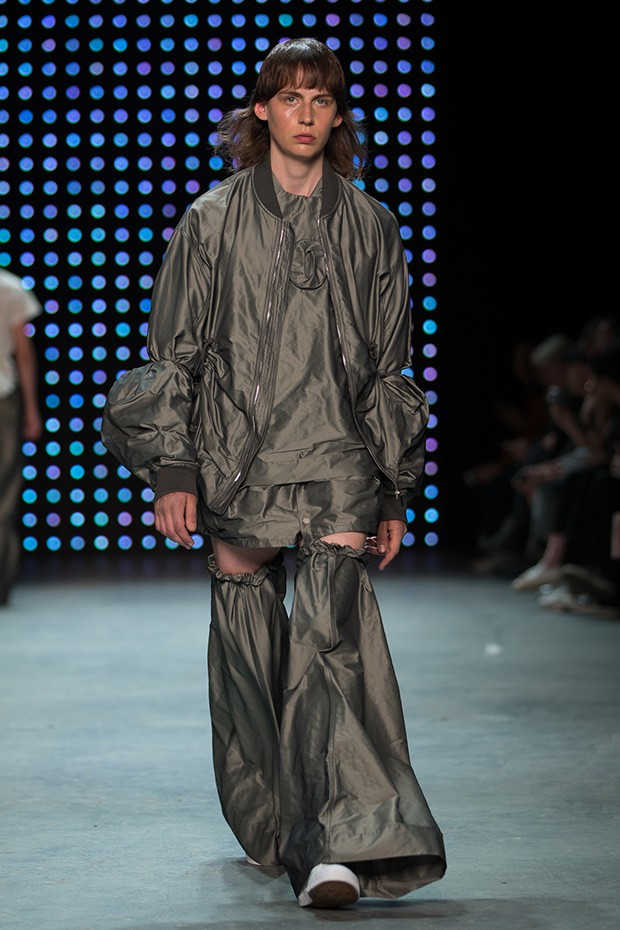 MAN-SS17-Feng-Chen-Wang-016