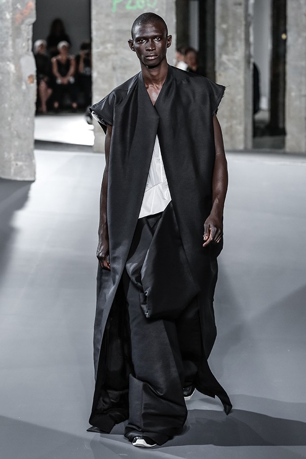 Rick Owens Fashion show, Menswear collection Spring Summer 2017 in Paris