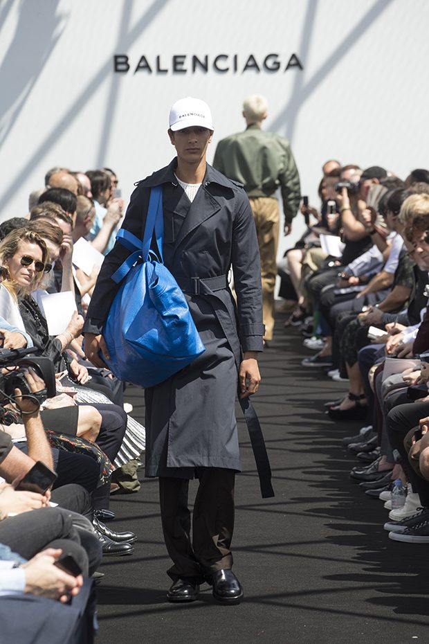 balenciaga ss17 pfw (19)