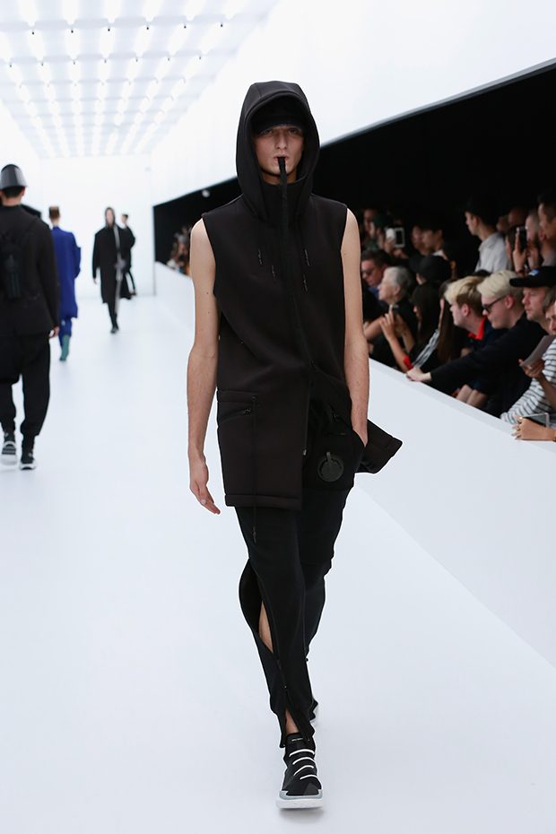 Y-3 SS17 Paris Fashion Week Show