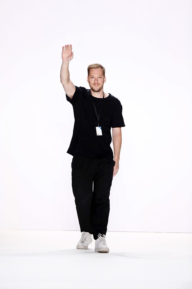 BERLIN, GERMANY - JUNE 28: Designer Erik Frenken acknowledge the applause of the audience at the Avelon show during the Mercedes-Benz Fashion Week Berlin Spring/Summer 2017 at Erika Hess Eisstadion on June 28, 2016 in Berlin, Germany. (Photo by Peter Michael Dills/Getty Images for Avelon) *** Local Caption *** Erik Frenken