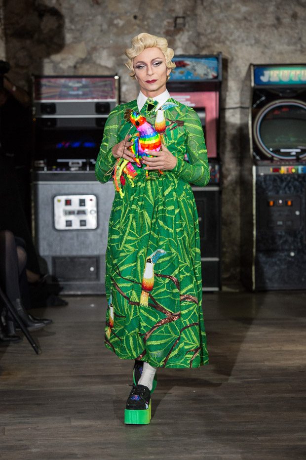 manish-arora-ss17-36