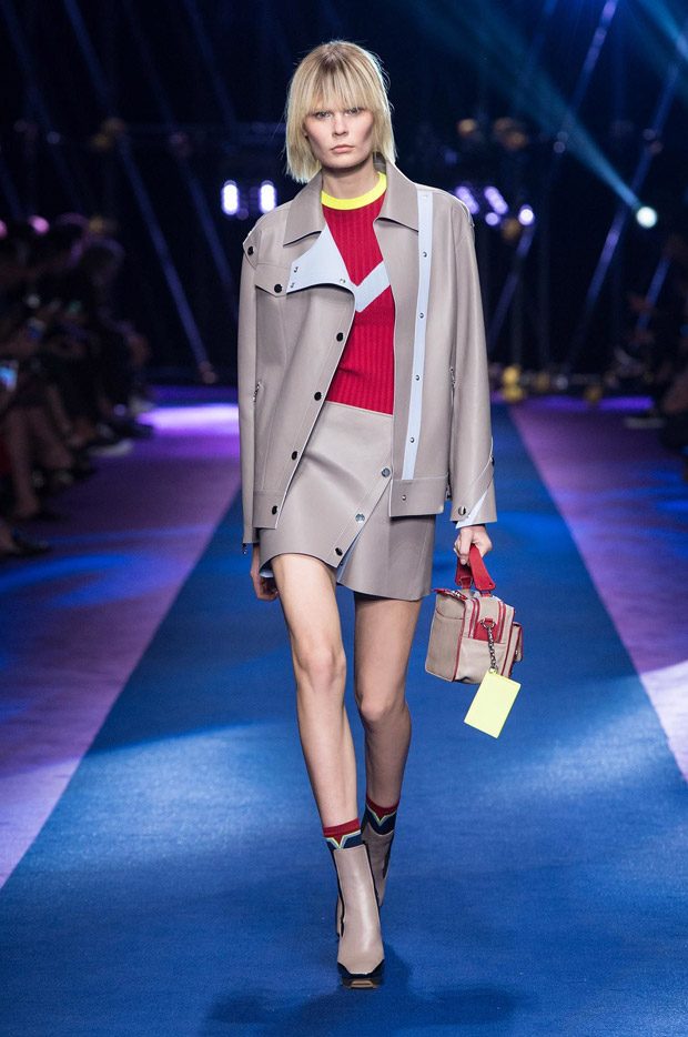 versace-ss17-23