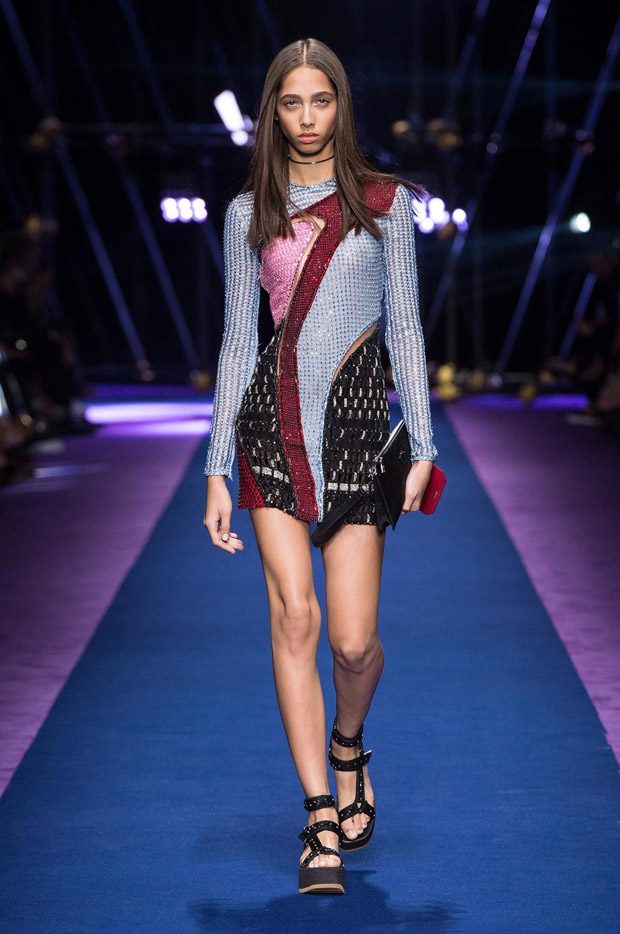 versace-ss17-50