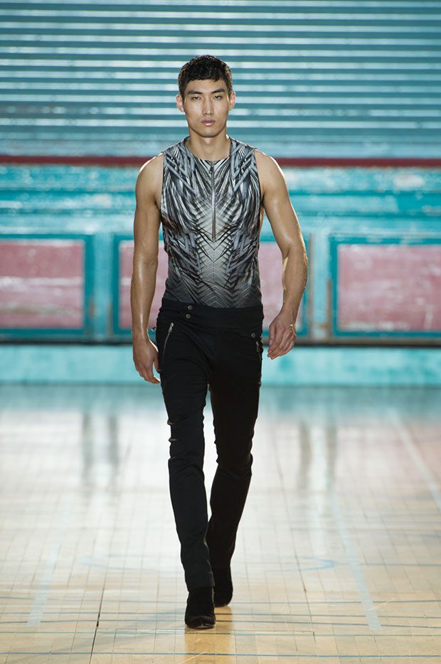 julien-macdonald-spring-summer-2017-look-26
