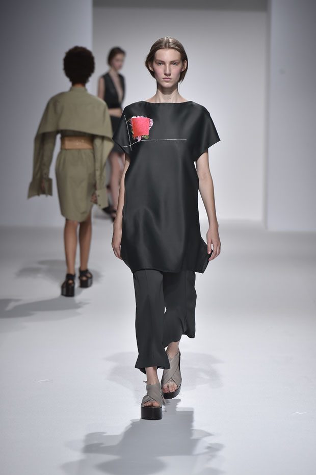 chalayan-26