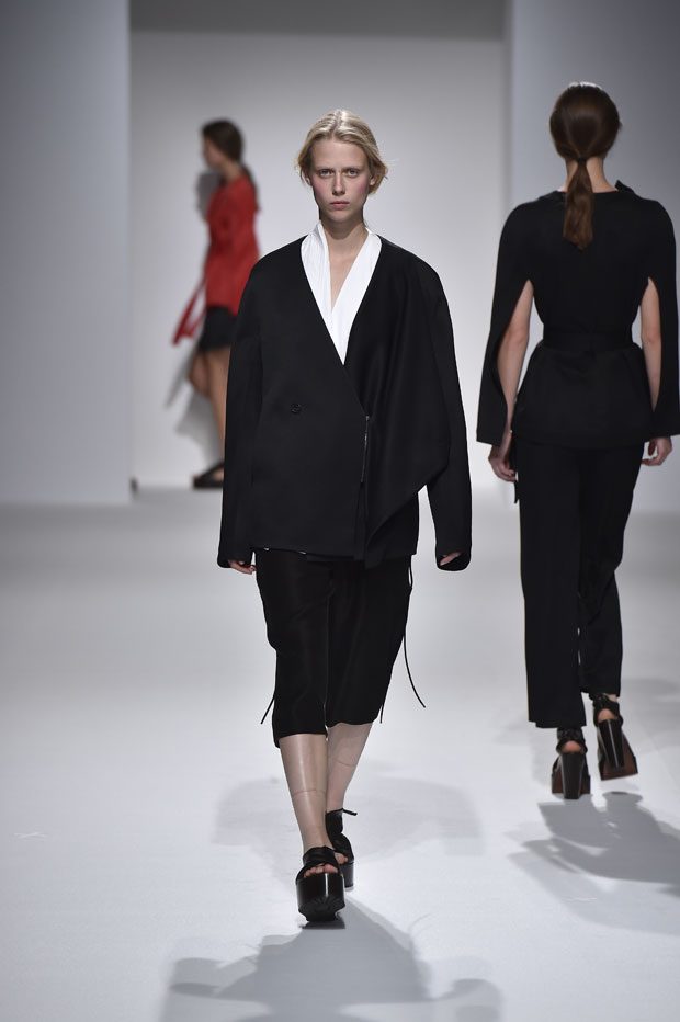 chalayan-36