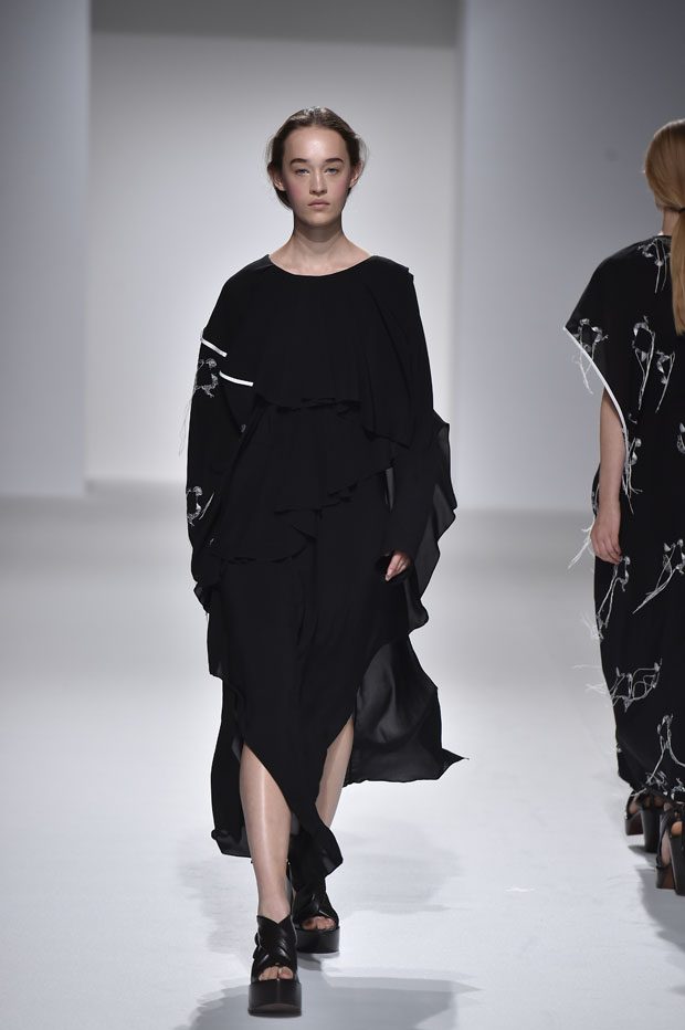 chalayan-39