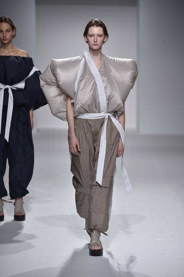 chalayan-48