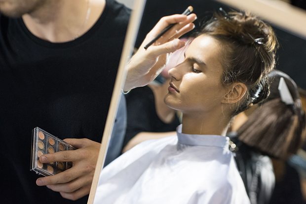 issey-miyake-backstage-18