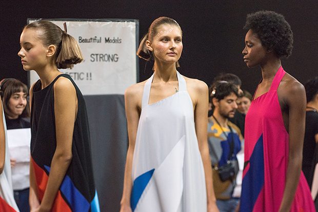 issey-miyake-backstage-9