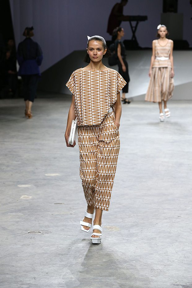 issey-miyake-ss17-pfw-21