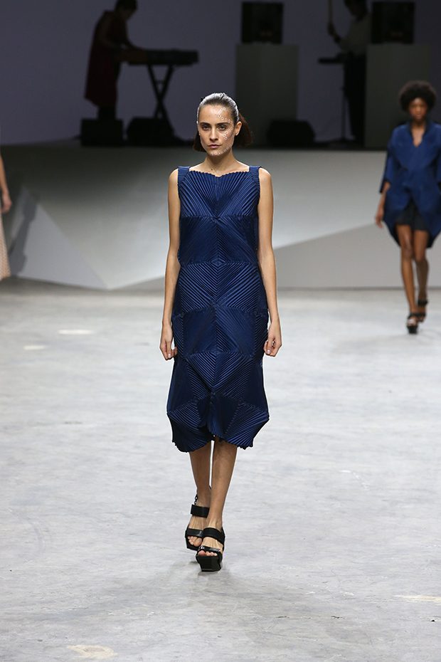 issey-miyake-ss17-pfw-29