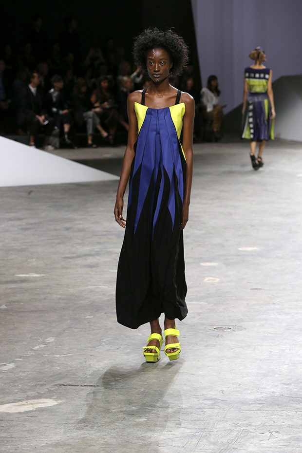 issey-miyake-ss17-pfw-43