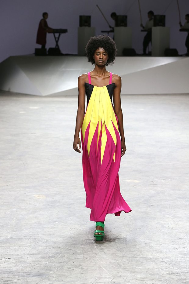 issey-miyake-ss17-pfw-44