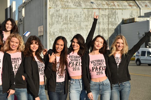 NEW YORK, NY - NOVEMBER 27: Victoria's Secret models Joan Smalls, Kendall Jenner, Bella Hadid and Lily Donaldson depart for Paris for the 2016 Victoria's Secret Fashion Show on November 27, 2016 in New York City. (Photo by Mike Coppola/Getty Images for Victoria's Secret)