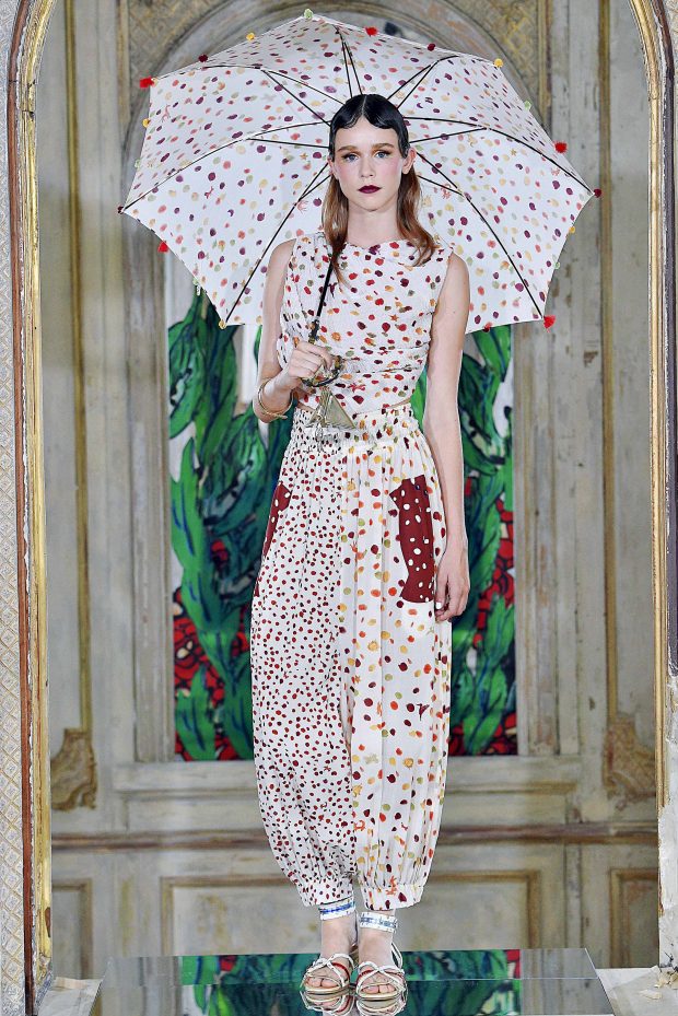 DESIGN SCENE MAGAZINE The World of TSUMORI CHISATO - DSCENE