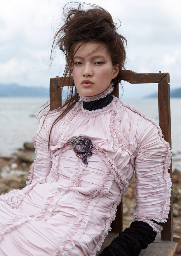 seo yoo jin stuns chanel couture glass magazine seo yoo jin stuns chanel couture glass magazine