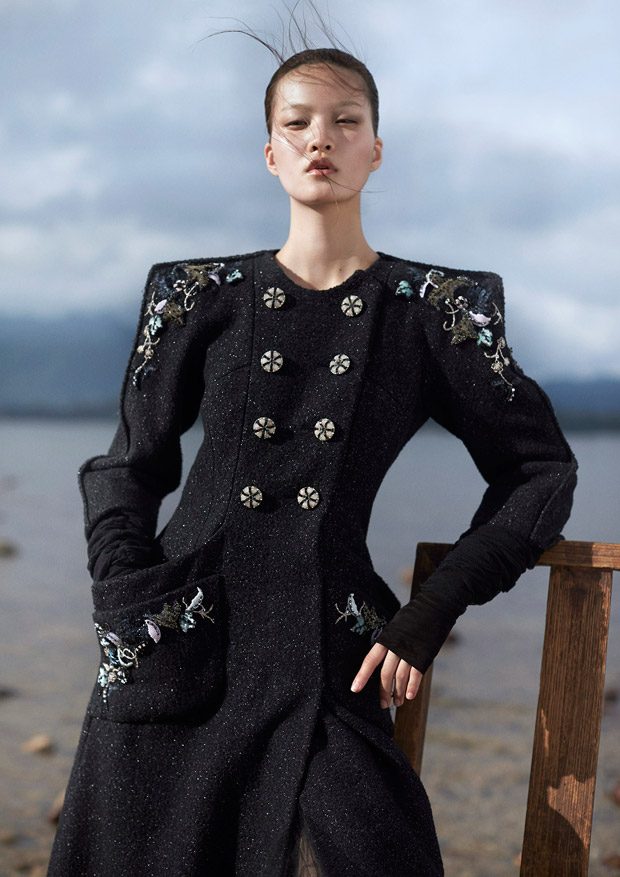 seo yoo jin stuns chanel couture glass magazine seo yoo jin stuns chanel couture glass magazine