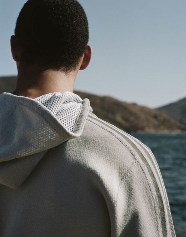 Adidas originals deals by wings+horns