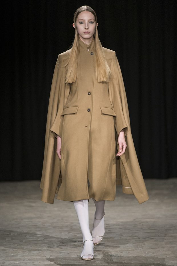VERONIQUE BRANQUINHO ストライプ テーラードジャケット PFW: VERONIQUE BRANQUINHO Fall Winter 2017.18 Collection