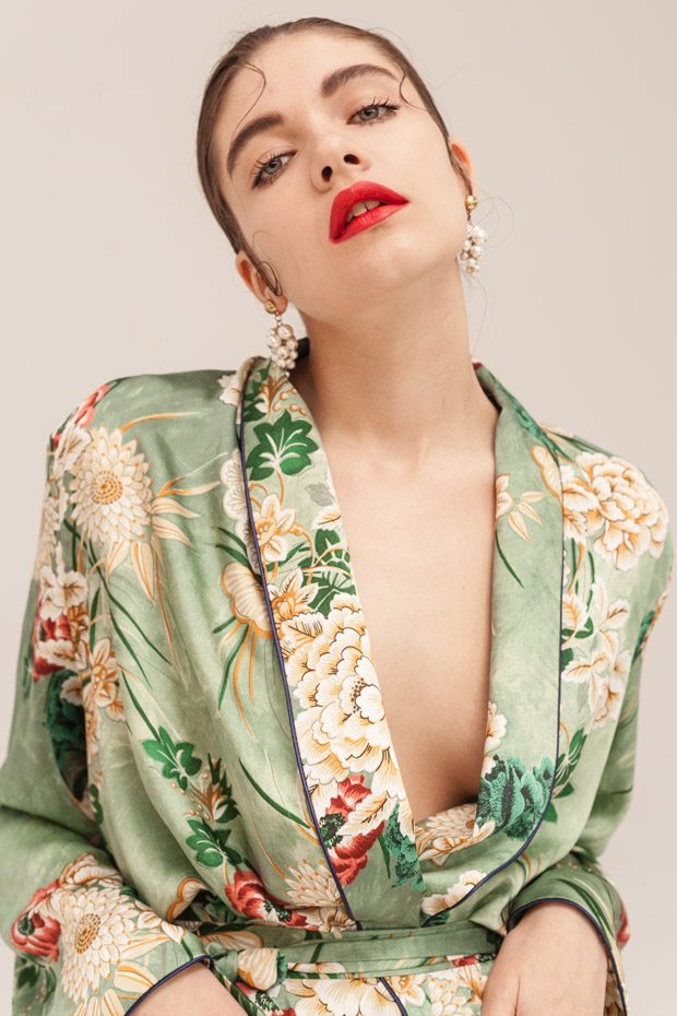 Lola Banet