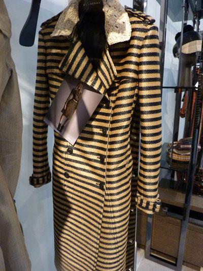 CLOSER LOOK: Burberry Prorsum Women’s SS12