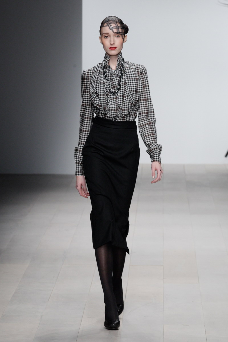 LONDON REVIEW: Corrie Nielsen Autumn Winter 2012.13 Womenswear Collection