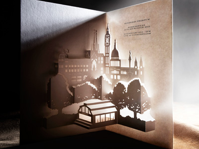 Burberry Prorsum AW13 Womenswear Show LIVE on DESIGN SCENE