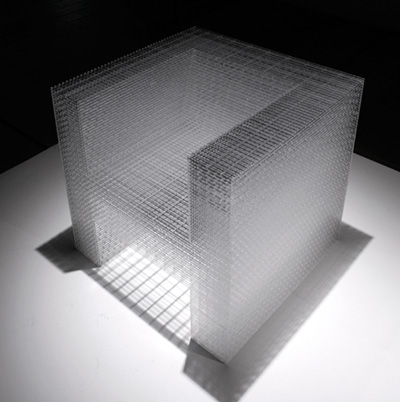 2450 White/Clear Chair by Junpei Tamaki Design