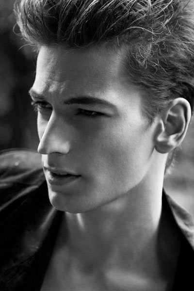 LINKS: Alexander de Block, New York Fashion Week, Alfred Kovac and more.