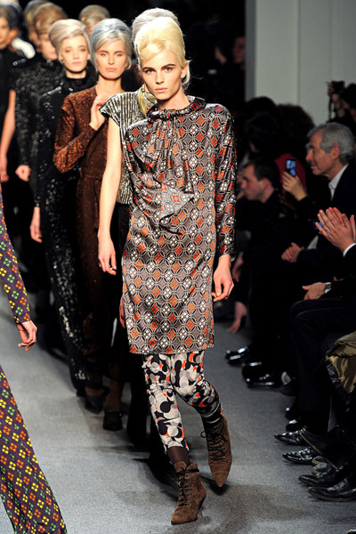 LINKS: Paris Fashion Week, Kanye West, Andrej Pejic and more.