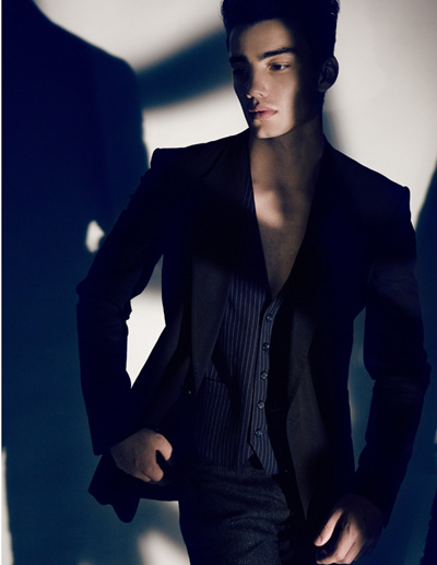 DS LINK TIME: Arseto Adiputra, Alexander McQueen, Richard Chai Store and more.