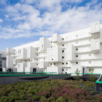 102 Dwellings by Dosmasuno Arquitectos