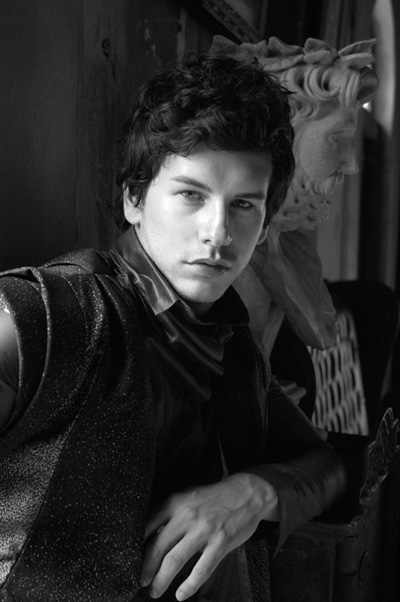 LINKS: Fabien by Surachai, Changes at Balmain, Daphne Groeneveld and more.