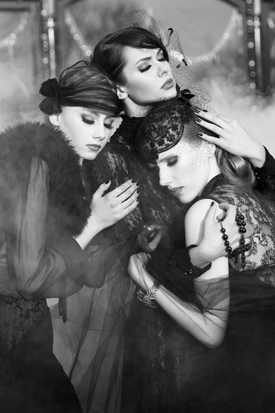 Guilty by Gabriela Lindner & Adam Slowikowski for Shhhutter Magazine