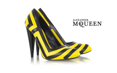 Geometric Leather Pumps by Alexander McQueen