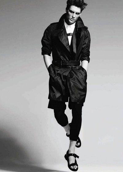 LINK TIME: Gordon Bothe, Lady Gaga, Rehab for Galliano, Self Service and more.